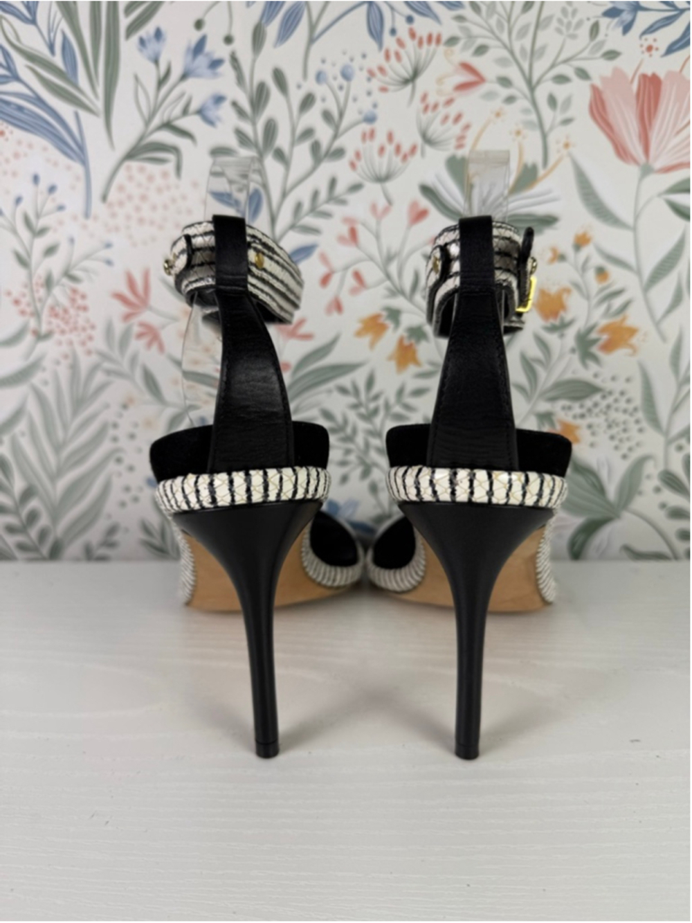 Cole Haan Woven Leather Ankle Strap Heels Black White Sandals Size 7 - Picture 7 of 10